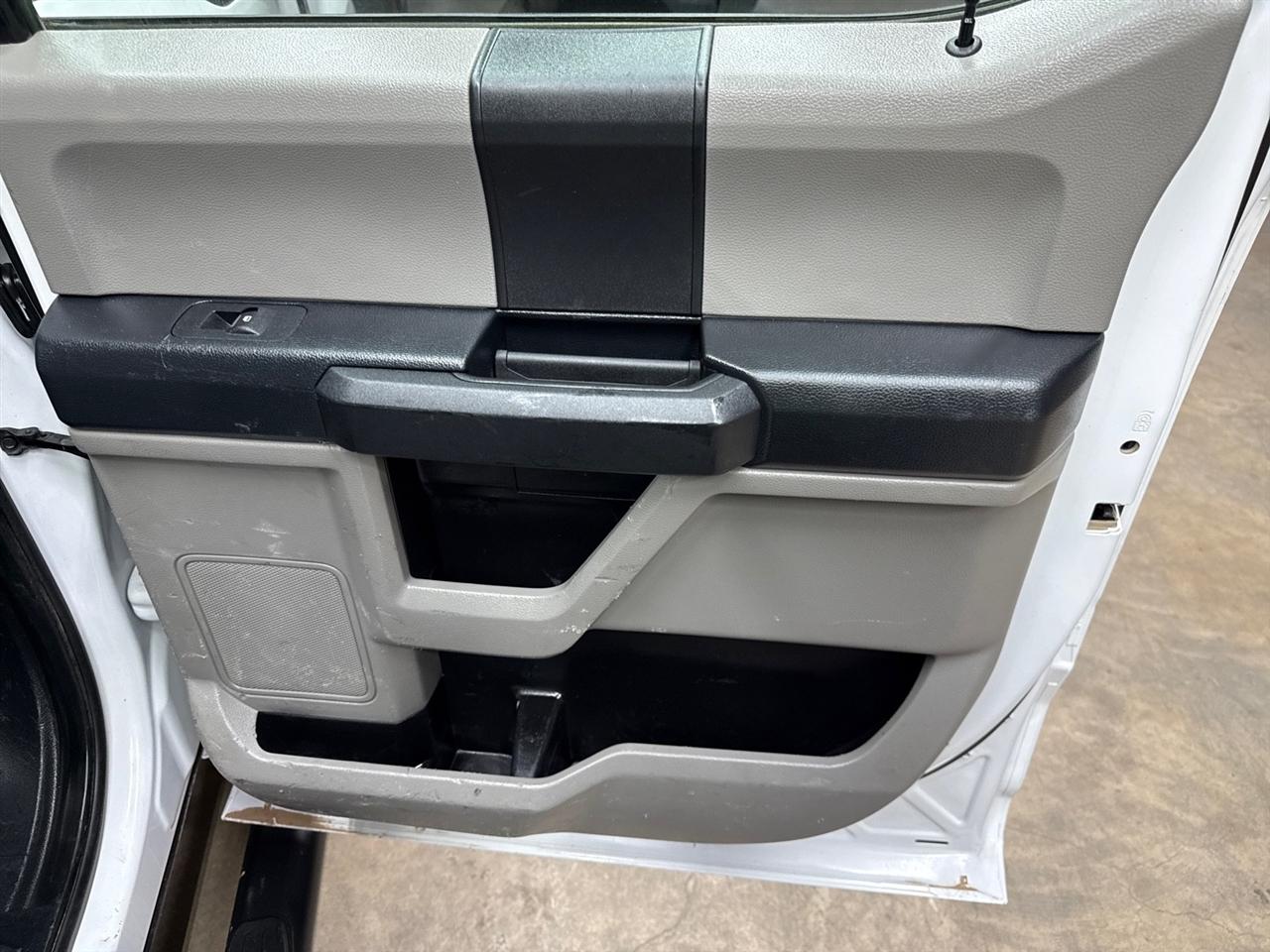 Ford F-350 SD XL Crew Cab Long Bed DRW 4WD 2020