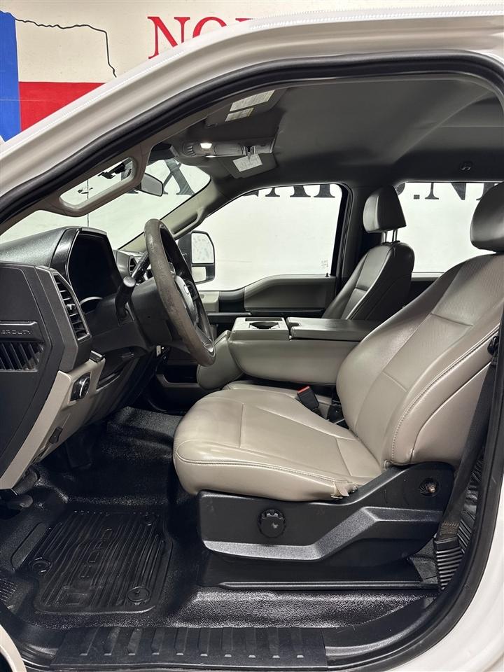 Ford F-350 SD XL Crew Cab Long Bed DRW 4WD 2020