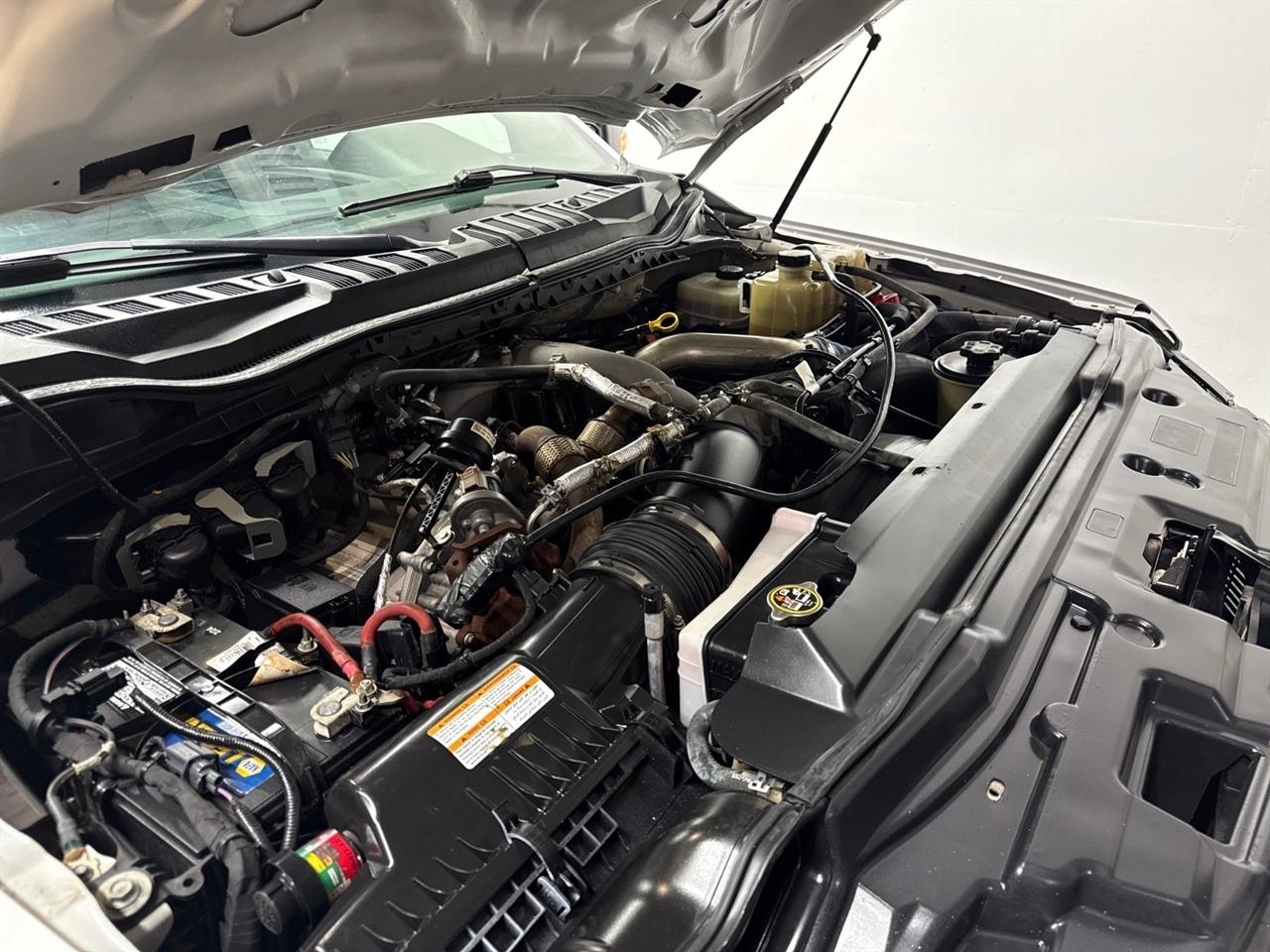 Ford F-350 SD XL Crew Cab Long Bed DRW 4WD 2020