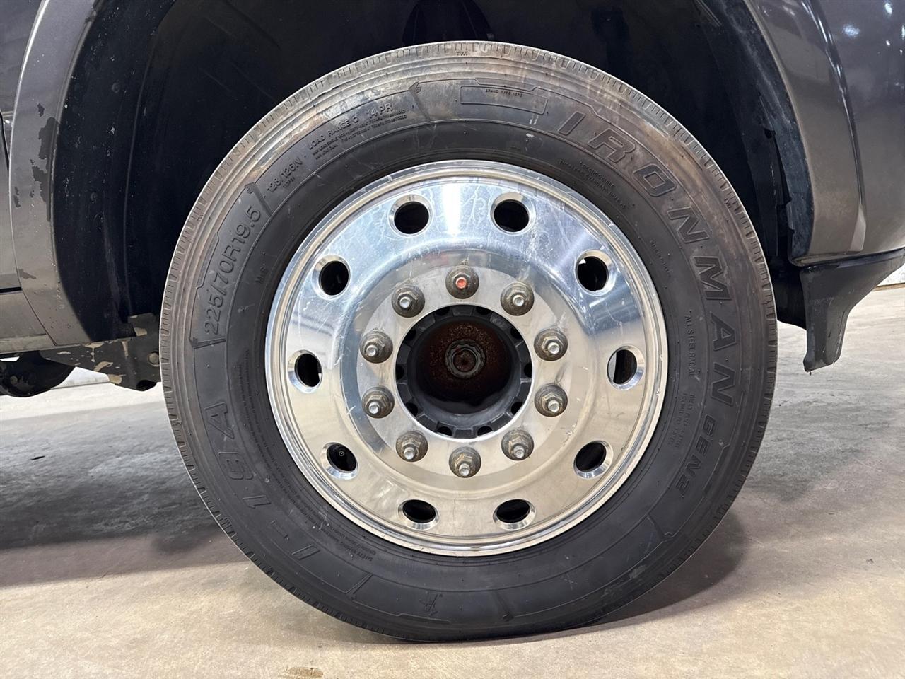 RAM 5500 Crew Cab SWB 4WD DRW 2022