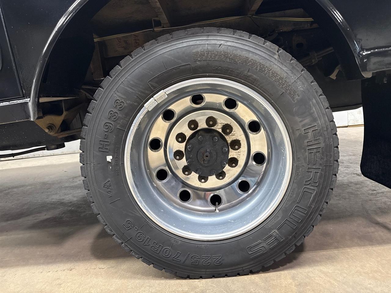 RAM 5500 Crew Cab SWB 4WD DRW 2022