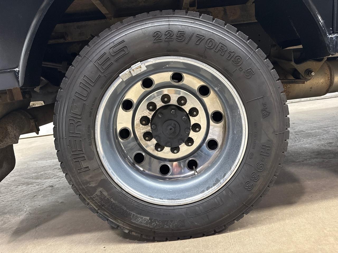 RAM 5500 Crew Cab SWB 4WD DRW 2022