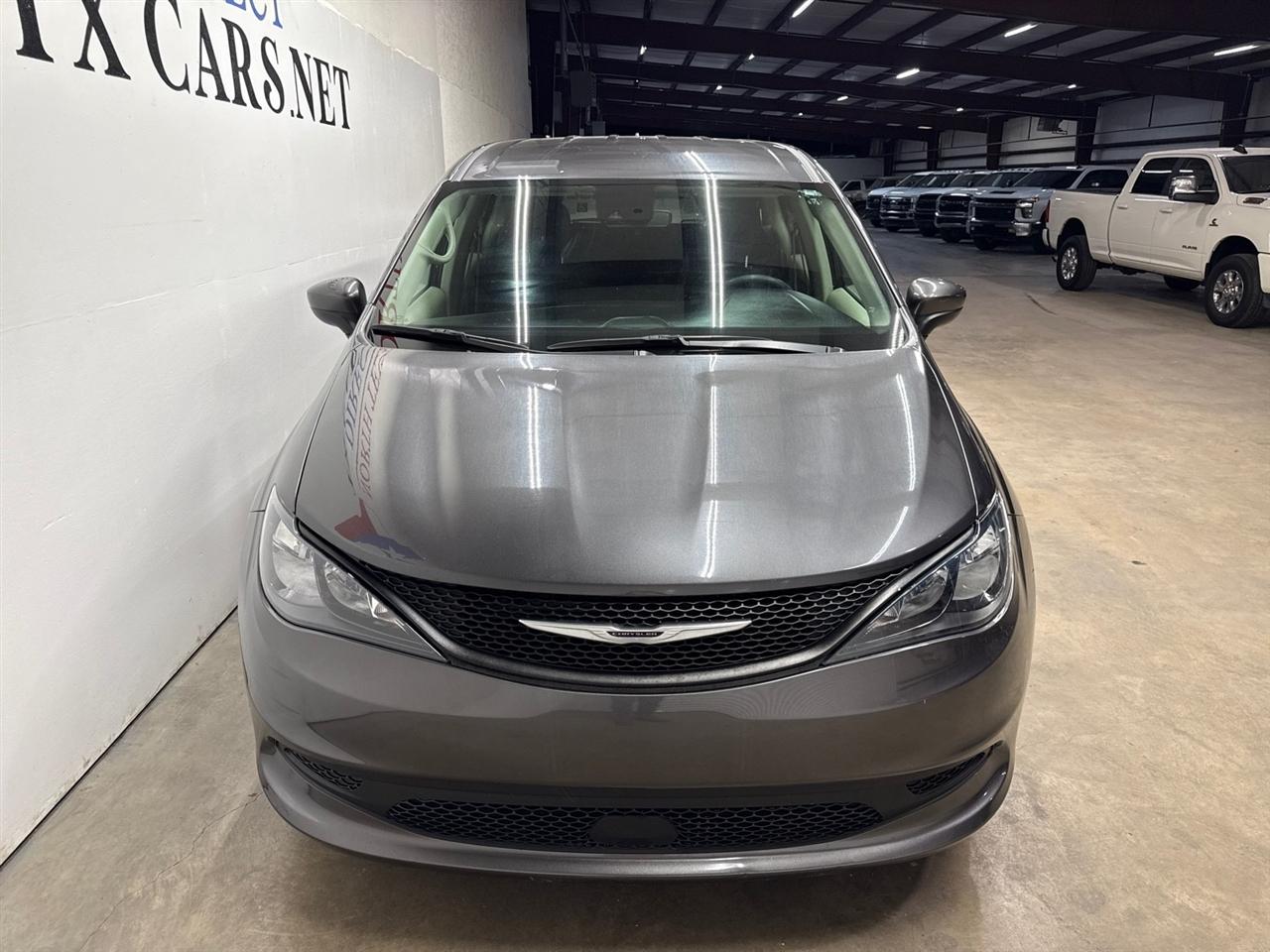 Chrysler Voyager LX 2023