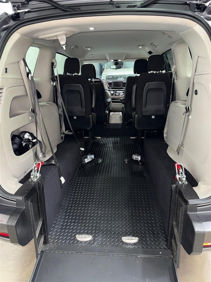 Chrysler Voyager LX 2023