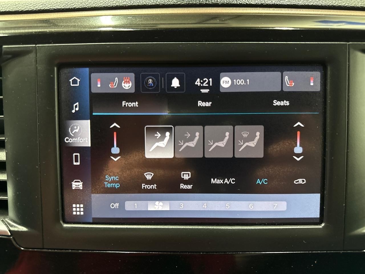 Chrysler Voyager LX 2023