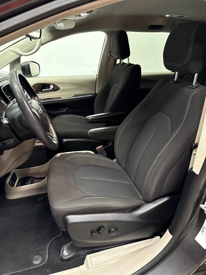 Chrysler Voyager LX 2023