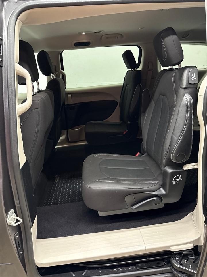 Chrysler Voyager LX 2023