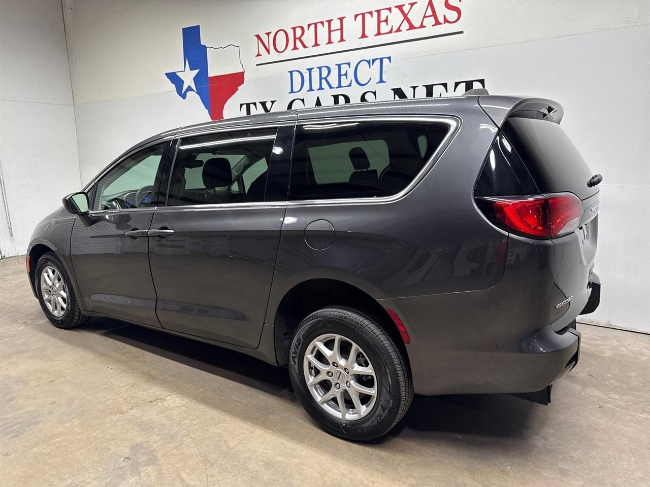 Chrysler Voyager LX 2023