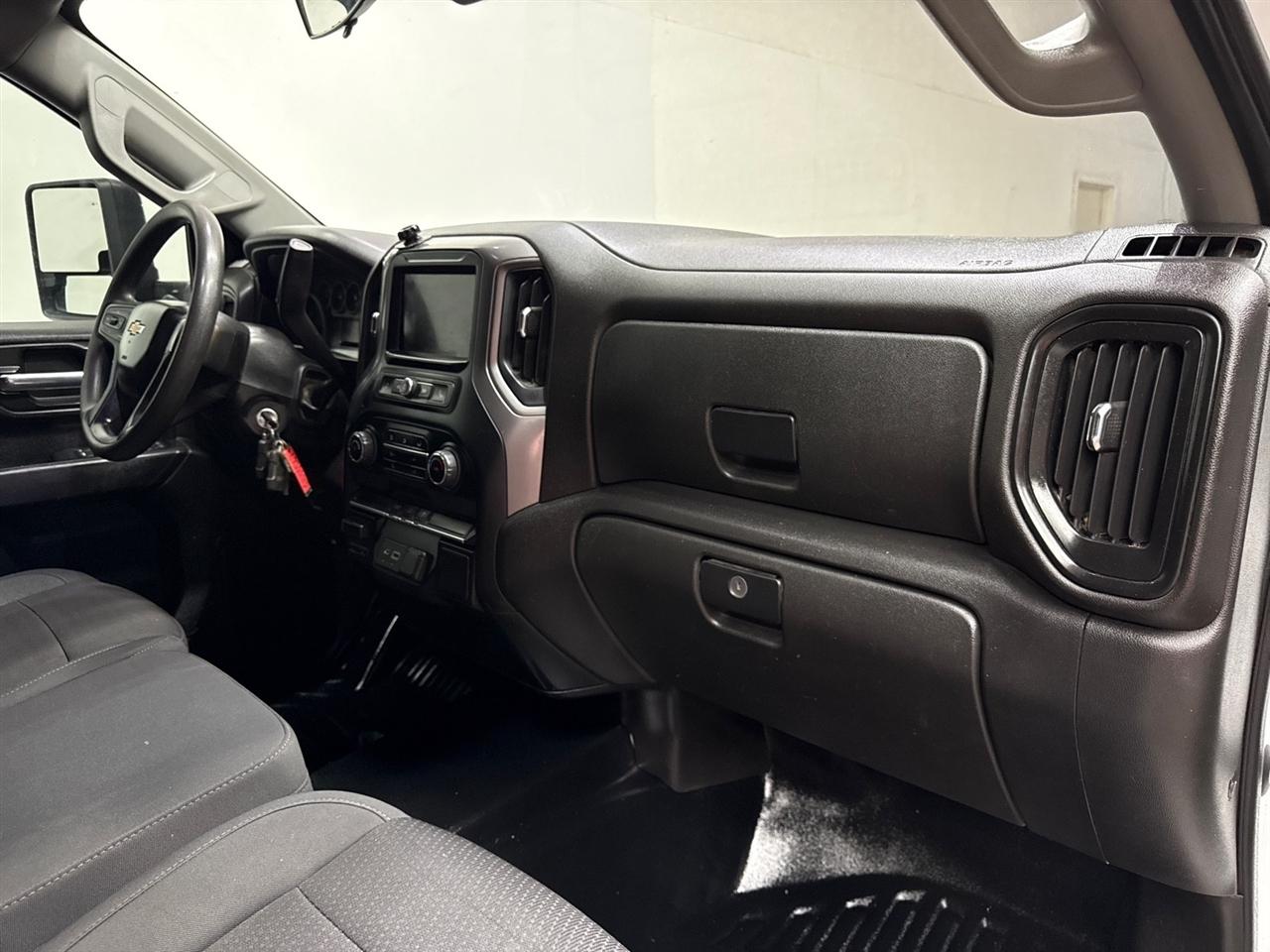 Chevrolet Silverado 3500HD Work Truck Crew Cab 4WD 2022