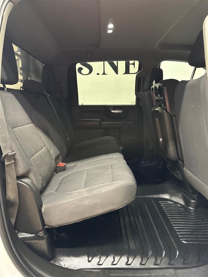 Chevrolet Silverado 3500HD Work Truck Crew Cab 4WD 2022