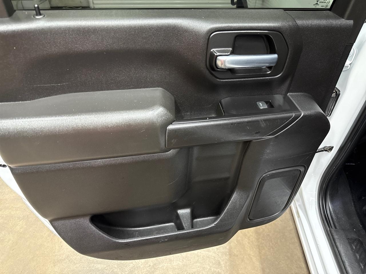 Chevrolet Silverado 3500HD Work Truck Crew Cab 4WD 2022