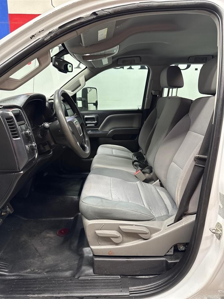 GMC Sierra 3500HD Base Crew Cab 4WD 2019