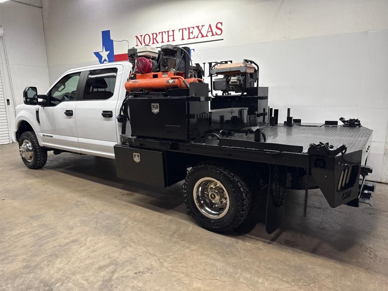 Ford F-350 SD XL Crew Cab Long Bed DRW 4WD 2022