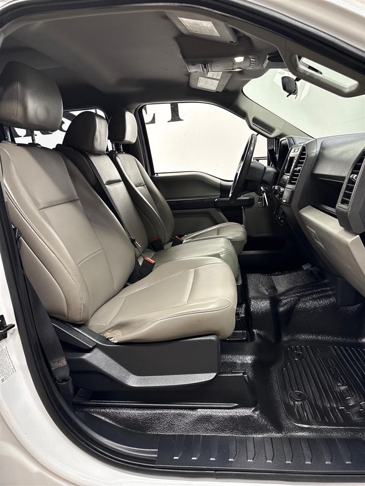 Ford F-350 SD XL Crew Cab Long Bed DRW 4WD 2022