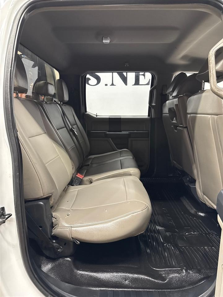 Ford F-350 SD XL Crew Cab Long Bed DRW 4WD 2022