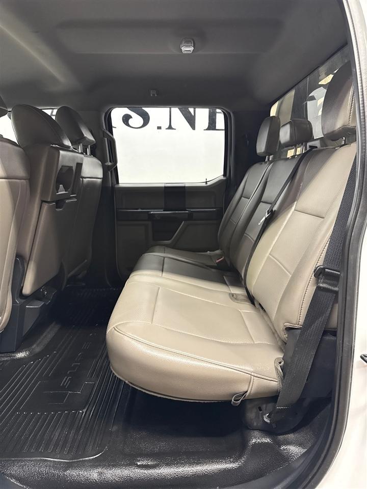 Ford F-350 SD XL Crew Cab Long Bed DRW 4WD 2022