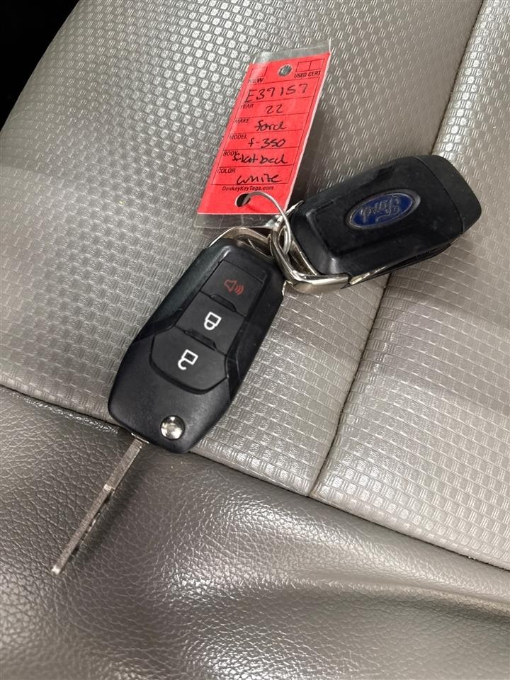 Ford F-350 SD XL Crew Cab Long Bed DRW 4WD 2022