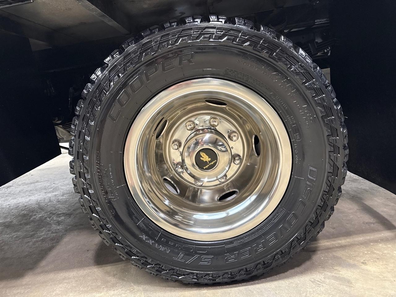 Ford F-350 SD XL Crew Cab Long Bed DRW 4WD 2022