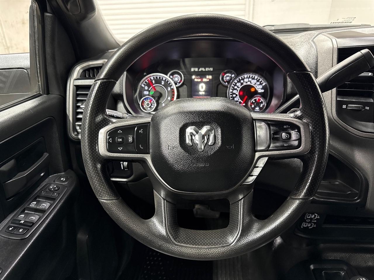 RAM 2500 Tradesman Crew Cab LWB 4WD 2024