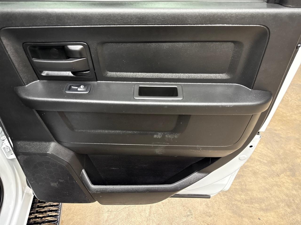 RAM 2500 Tradesman Crew Cab LWB 4WD 2024