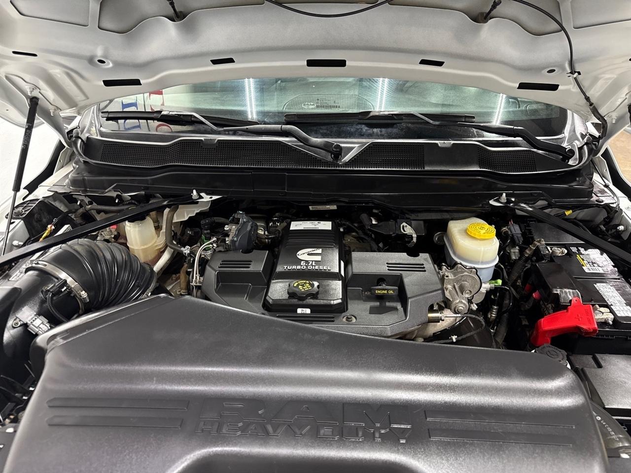 RAM 2500 Tradesman Crew Cab LWB 4WD 2024