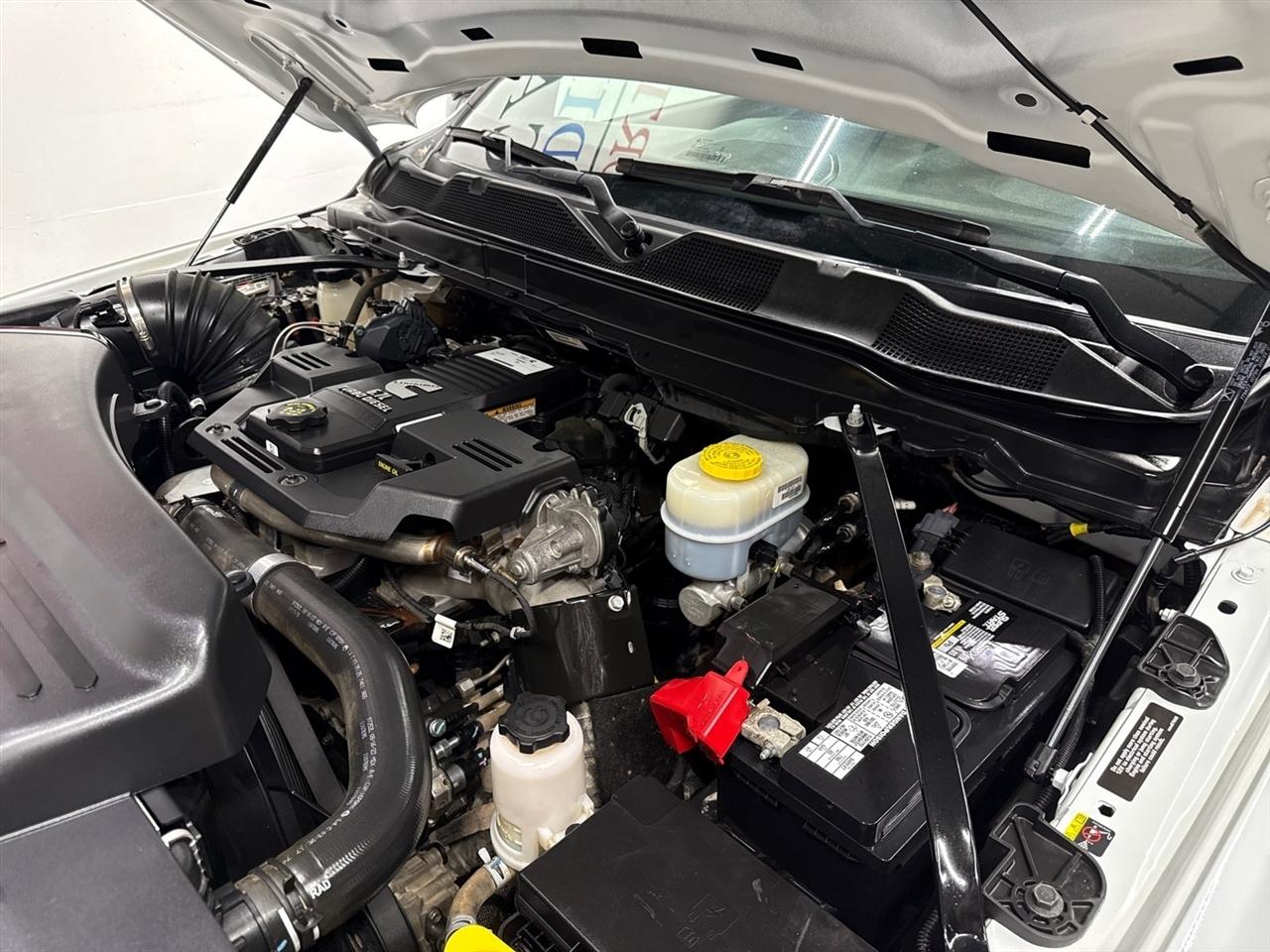 RAM 2500 Tradesman Crew Cab LWB 4WD 2024