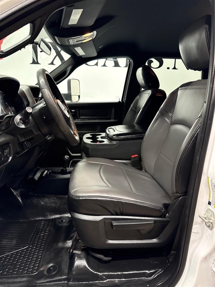 RAM 3500 Crew Cab 4WD DRW 2021