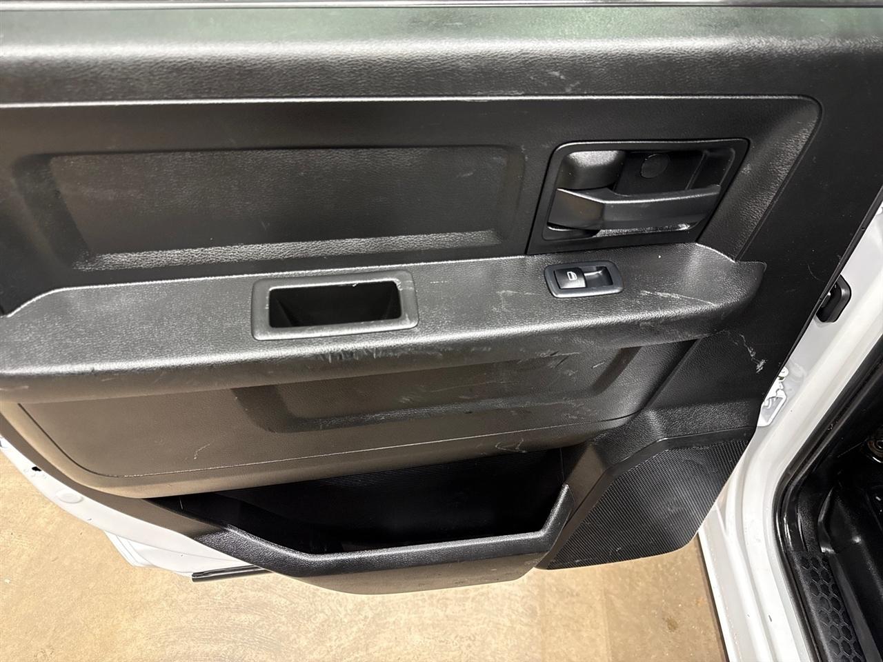 RAM 3500 Crew Cab 4WD DRW 2021