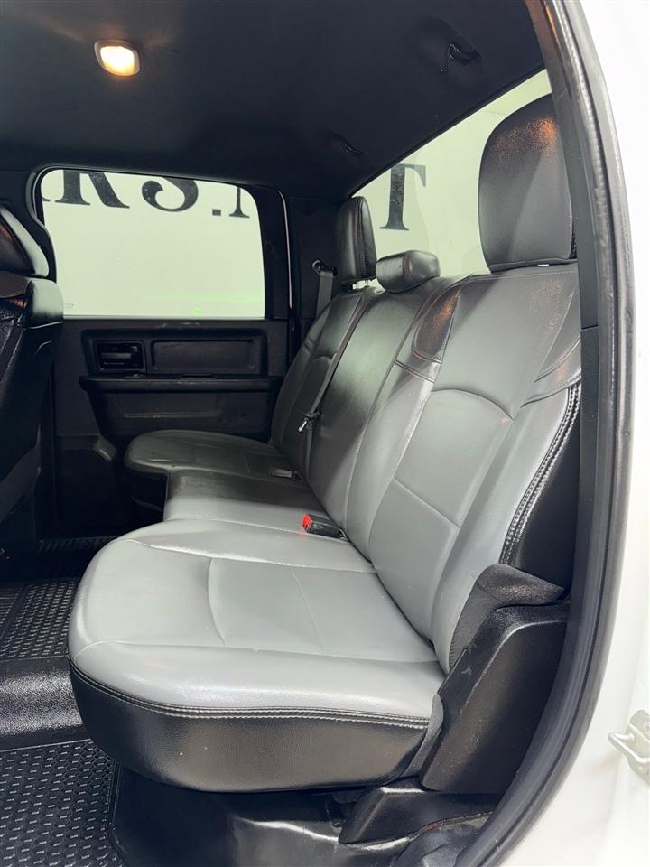 RAM 3500 Crew Cab 4WD DRW 2021