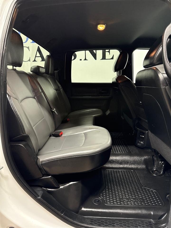 RAM 3500 Crew Cab 4WD DRW 2021