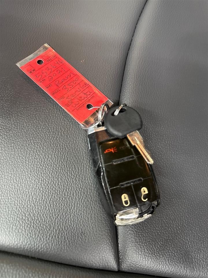 RAM 3500 Crew Cab 4WD DRW 2021