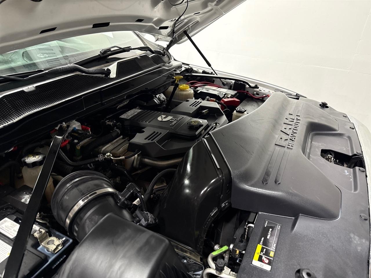 RAM 3500 Crew Cab 4WD DRW 2021