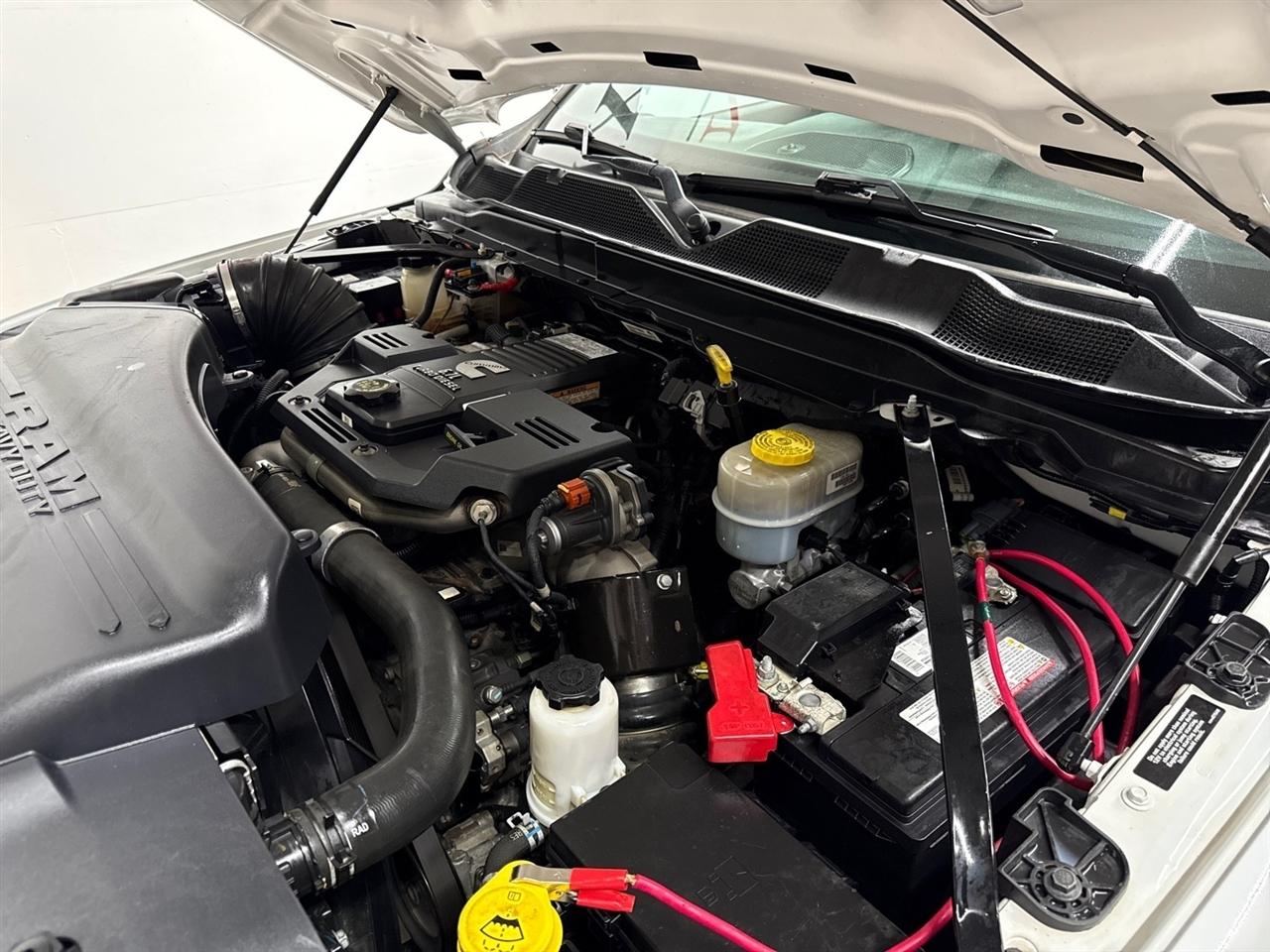 RAM 3500 Crew Cab 4WD DRW 2021