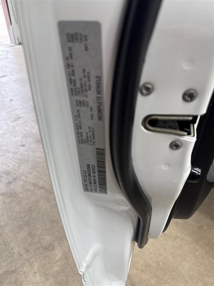 RAM 3500 Crew Cab 4WD DRW 2021