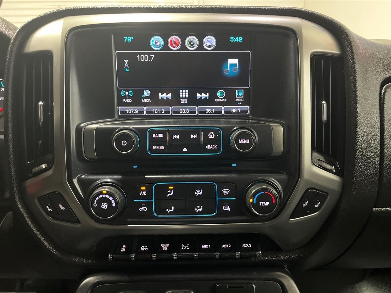 Chevrolet Silverado Medium Duty  2023