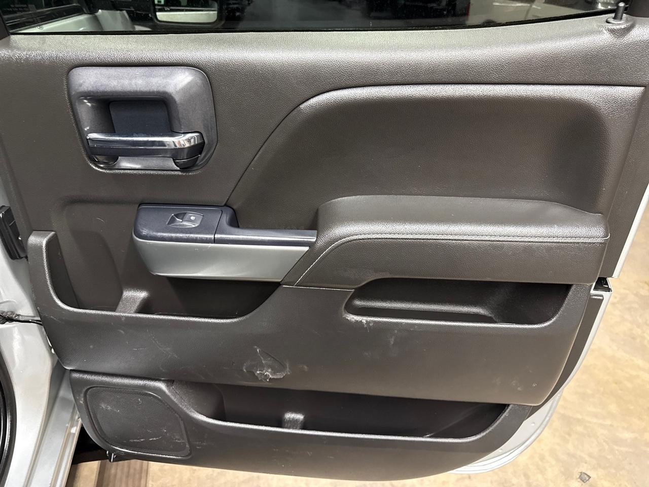 Chevrolet Silverado Medium Duty  2023