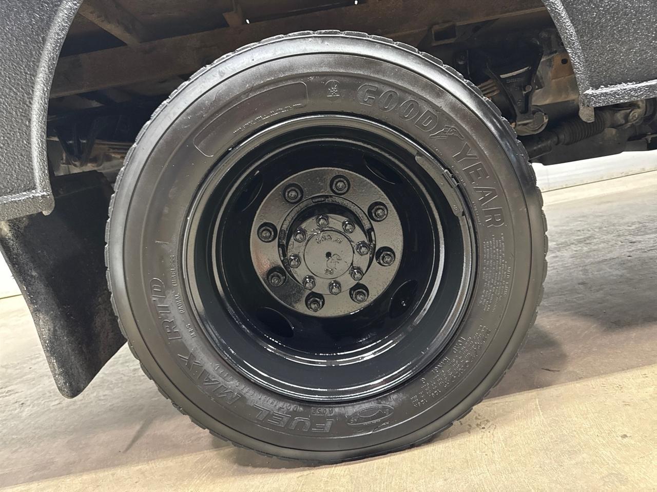 Chevrolet Silverado Medium Duty  2023