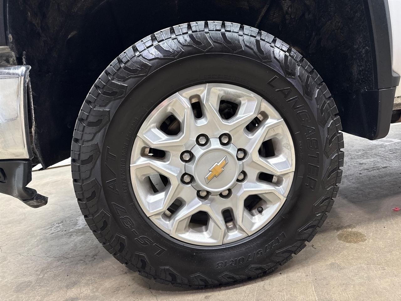 Chevrolet Silverado 2500HD LT Crew Cab Short Box 4WD 2021