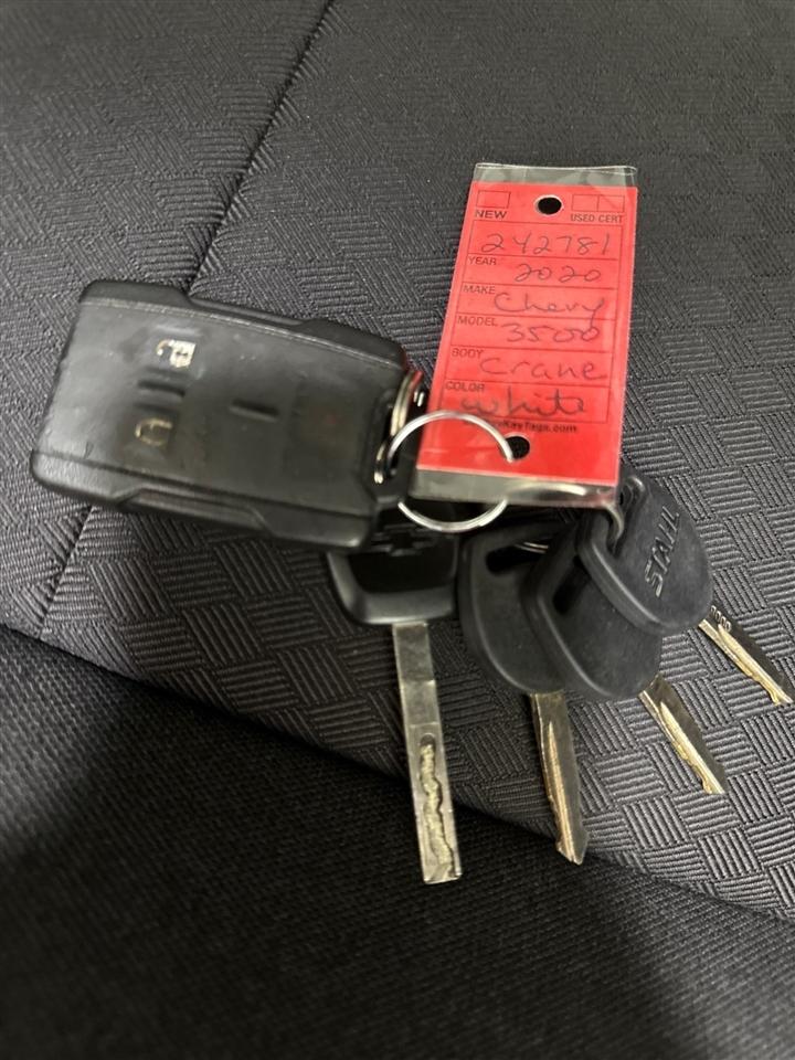 Chevrolet Silverado 3500HD Work Truck Crew Cab 4WD 2020