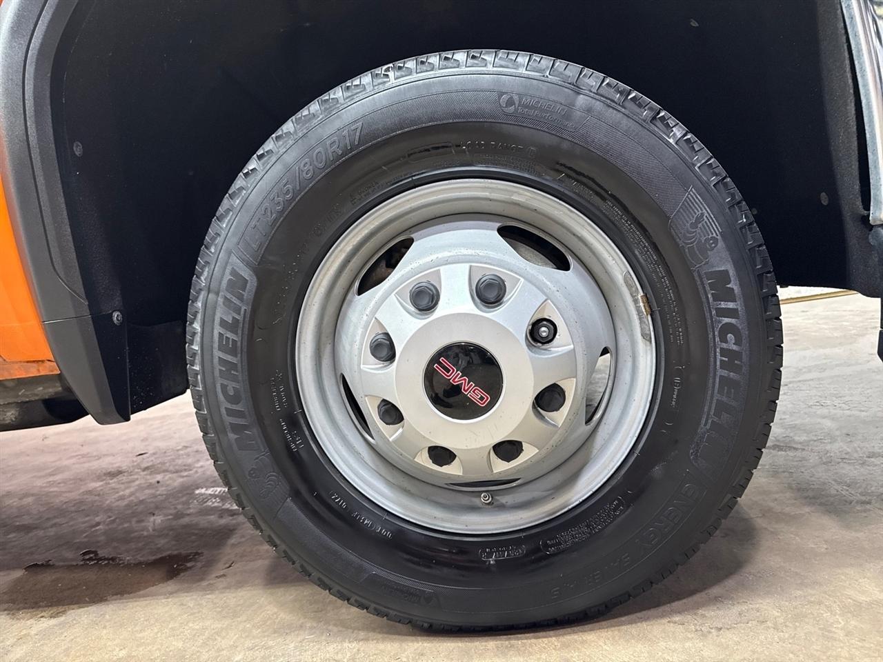 GMC Sierra 3500HD Base 2WD 2020