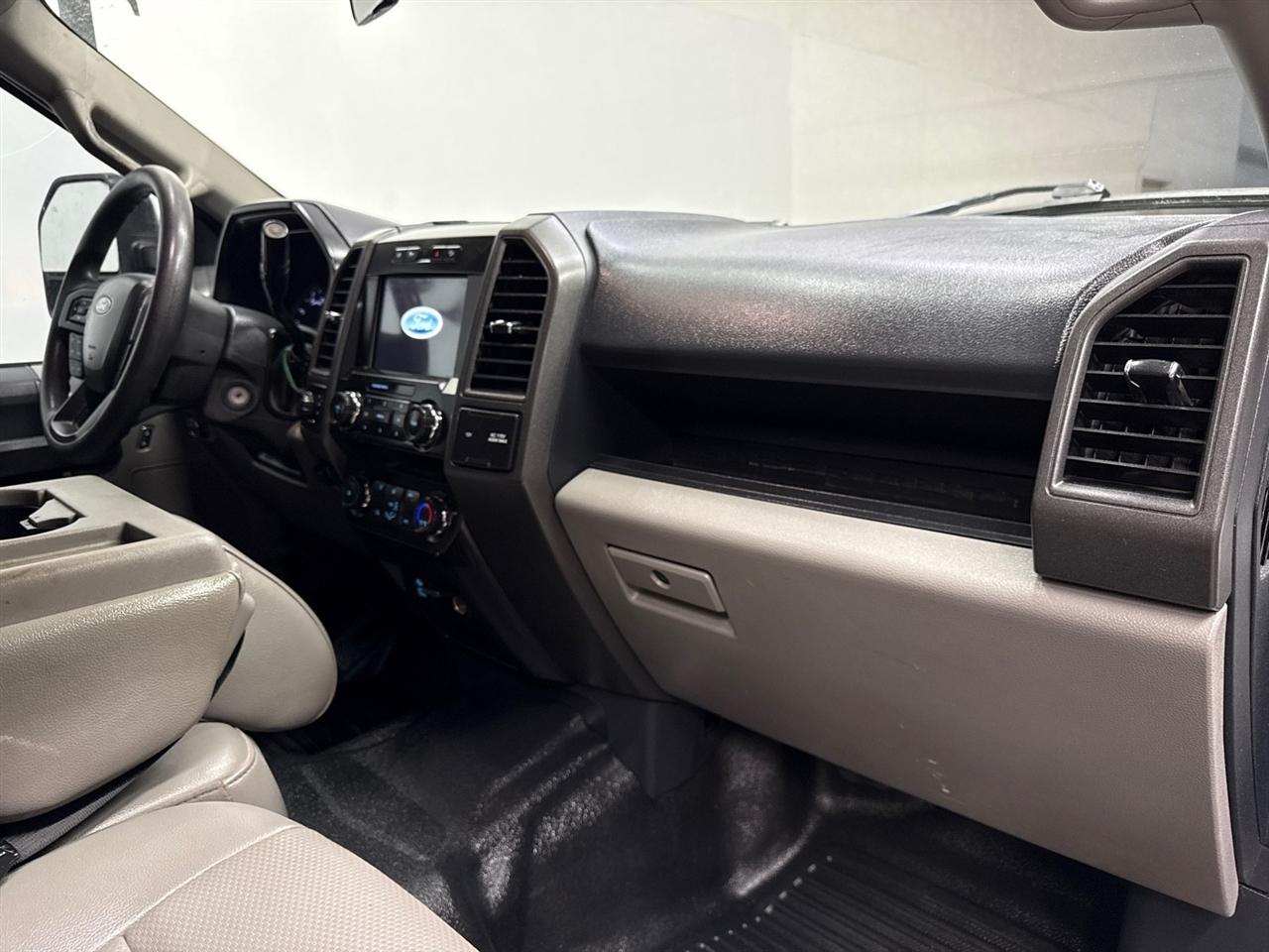 Ford F-250 SD XL Crew Cab Long Bed 4WD 2022