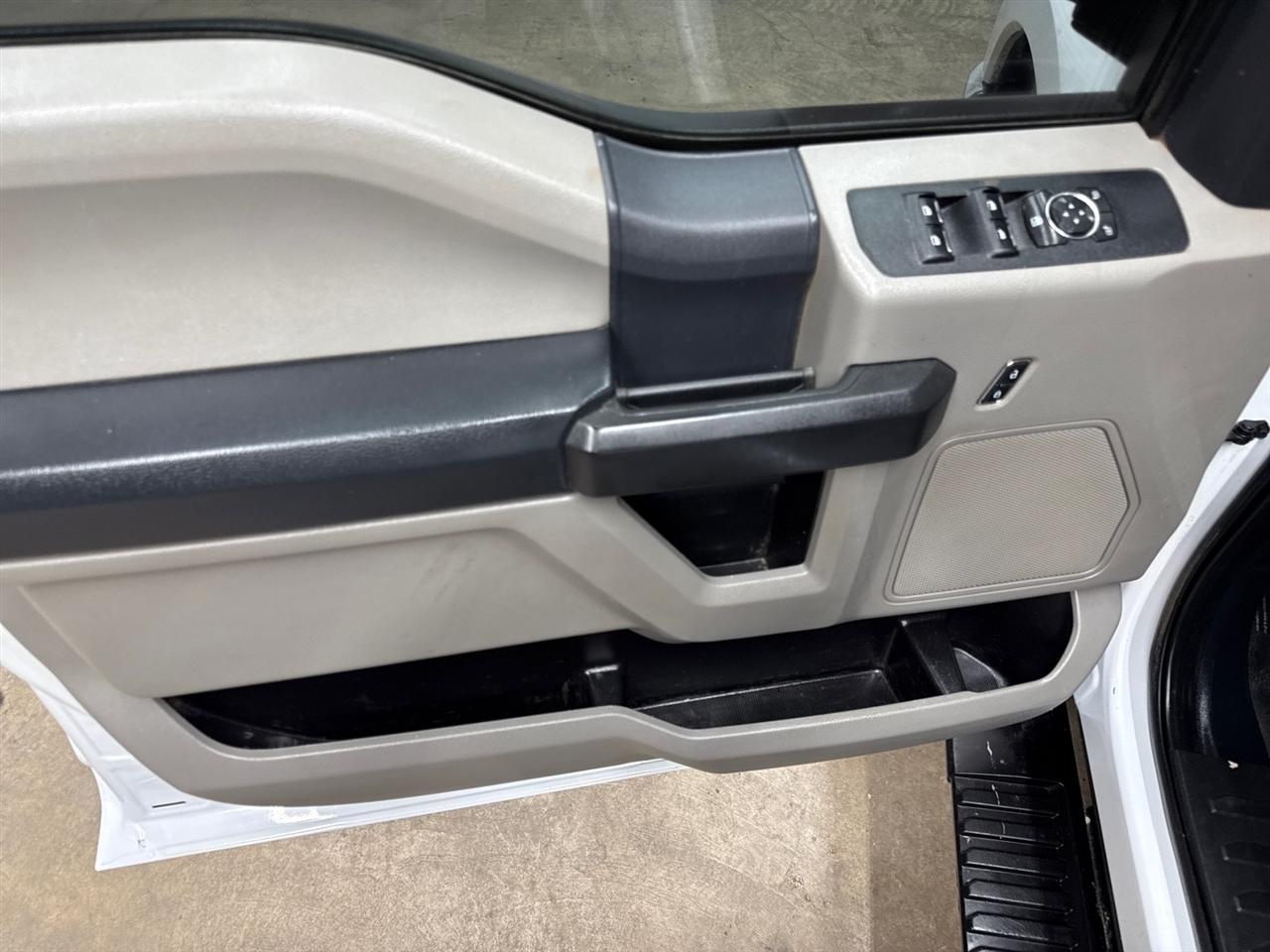 Ford F-250 SD XL Crew Cab Long Bed 4WD 2022