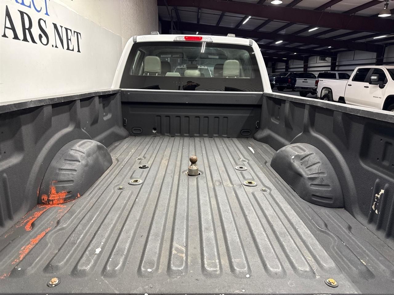 Ford F-350 SD Platinum Crew Cab Long Box 4WD DRW 2022