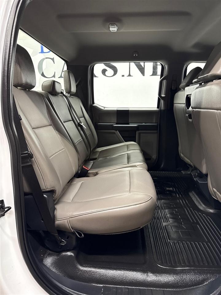 Ford F-350 SD Platinum Crew Cab Long Box 4WD DRW 2022