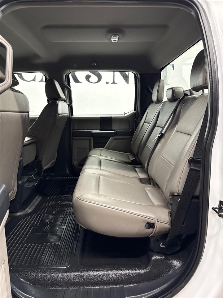 Ford F-350 SD Platinum Crew Cab Long Box 4WD DRW 2022