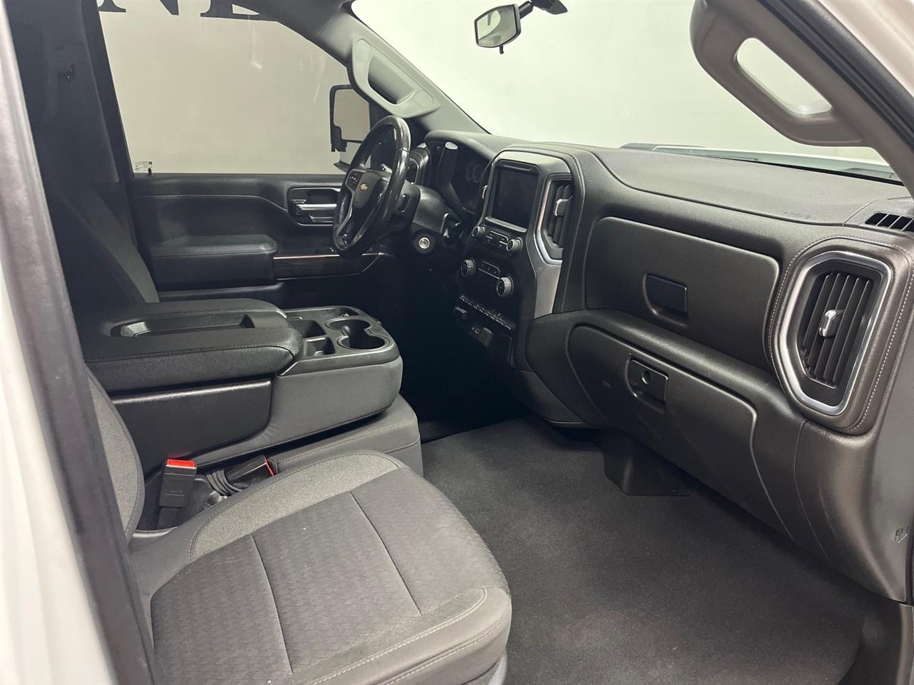 Chevrolet Silverado 3500HD LT Crew Cab 4WD 2023