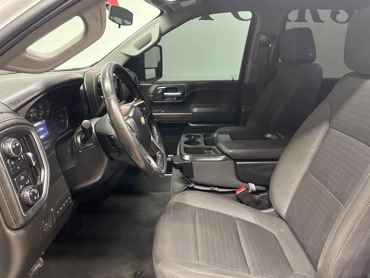 Chevrolet Silverado 3500HD LT Crew Cab 4WD 2023