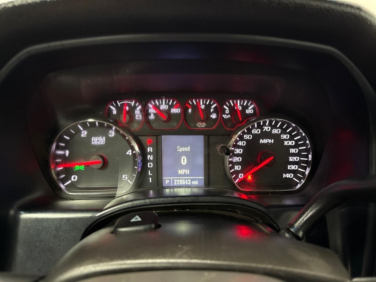 Chevrolet Silverado 2500HD Work Truck Crew Cab 4WD 2018