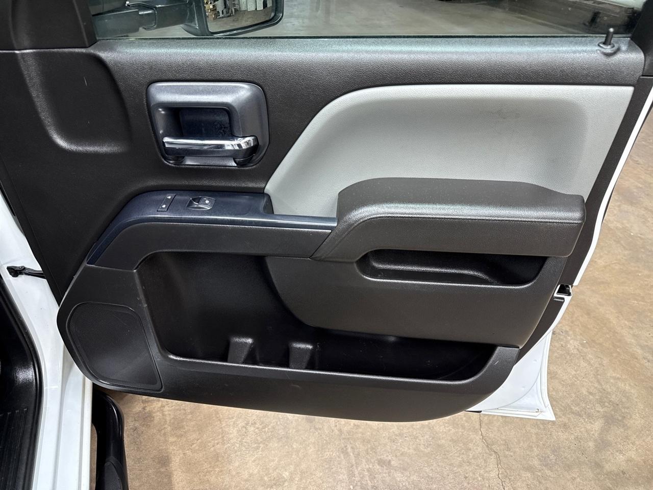 Chevrolet Silverado 2500HD Work Truck Crew Cab 4WD 2018