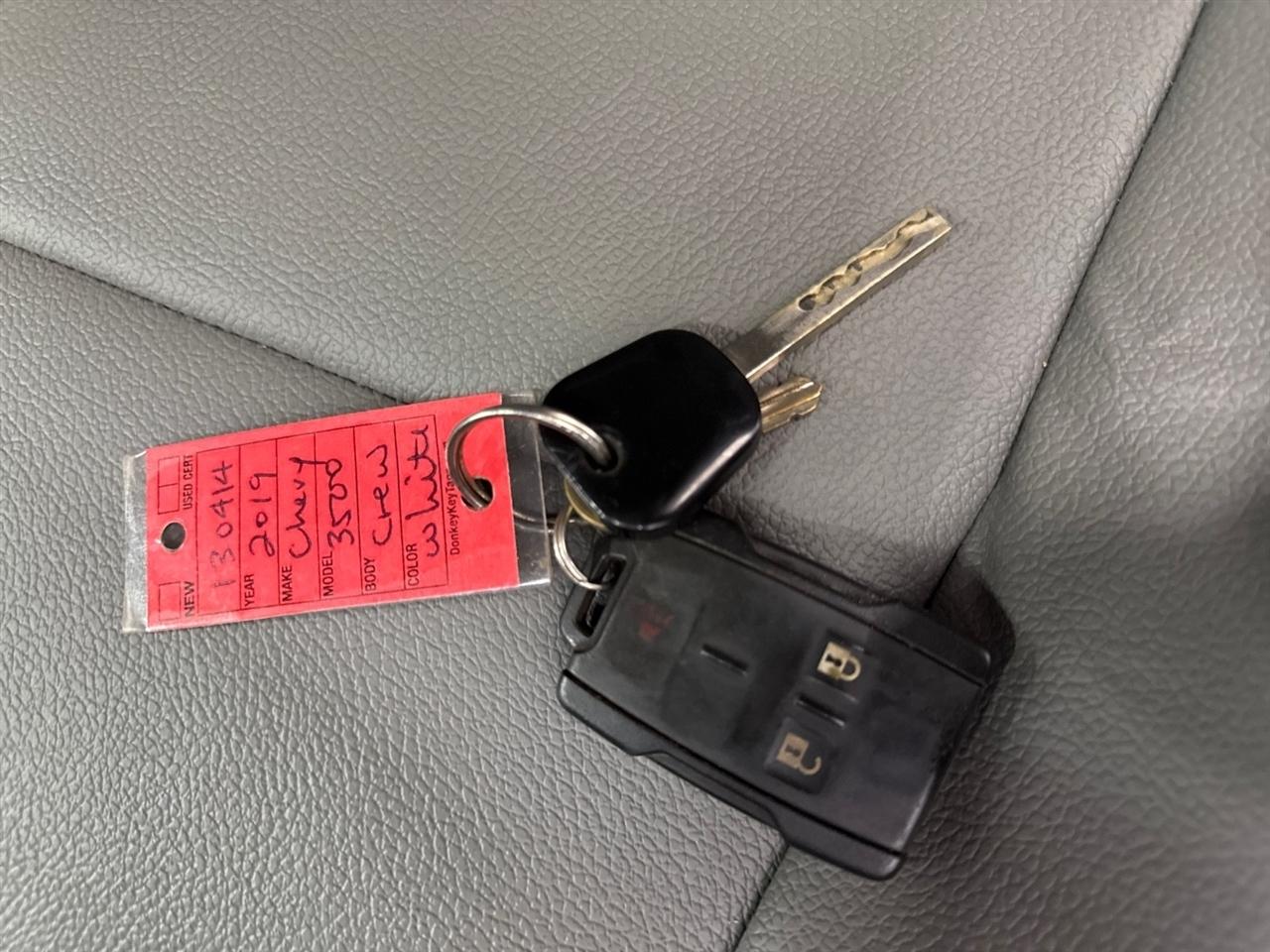 Chevrolet Silverado 3500HD Work Truck Crew Cab 4WD 2019